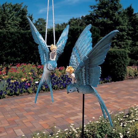 Design Toscano Thumbelina Garden Sculpture: Stake Version QM14024